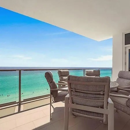 Luxury 3-Bedroom Condo With Gulf Views